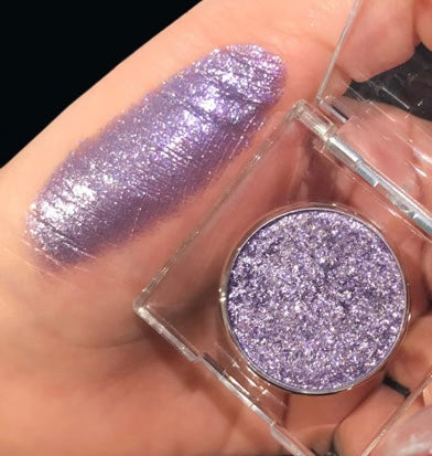 Uplifted Diamond Eyeshadow