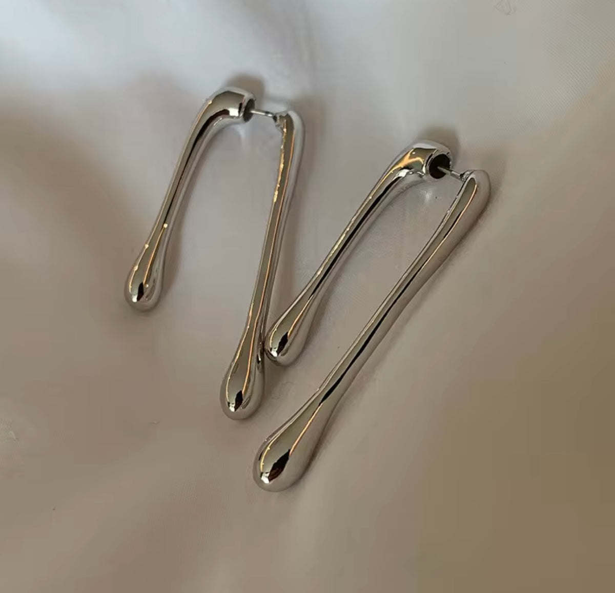 Drip Earrings GOLD OR SILVER