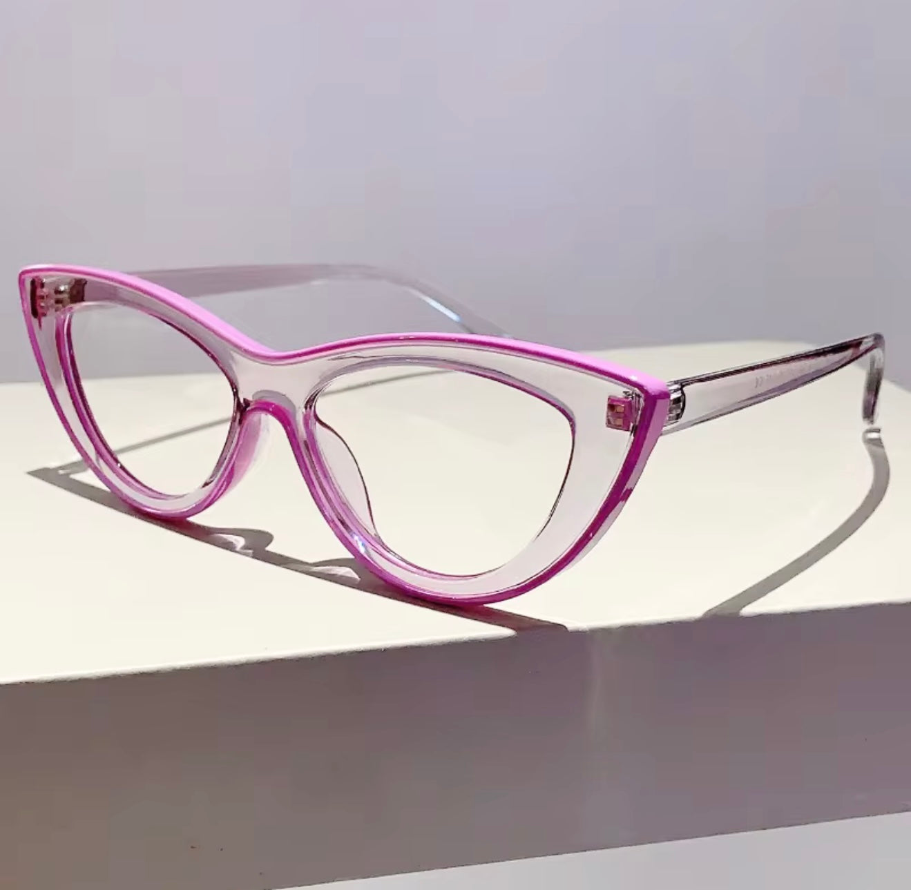 Cat Eye Eyeglasses Fashion Transparent Plastic Women Eyewear Wholesale Stylish Trending