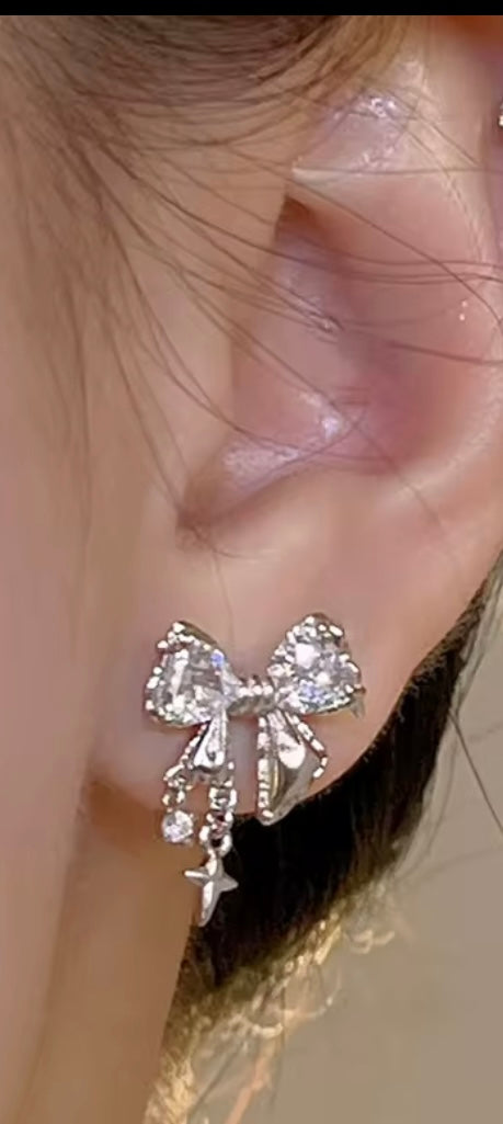 Sweet Exquisite Bowknot Tassel Stud Earrings